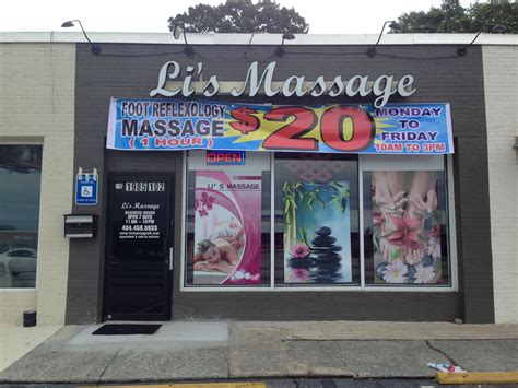 Erotic massage Hazel Park