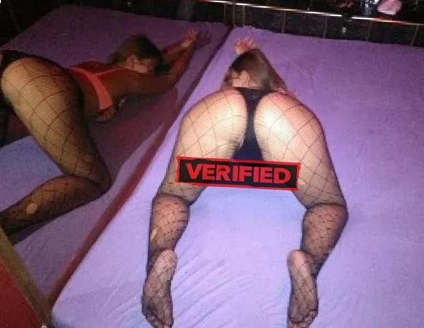 Charlotte Sexmaschine Prostituierte Rochefort